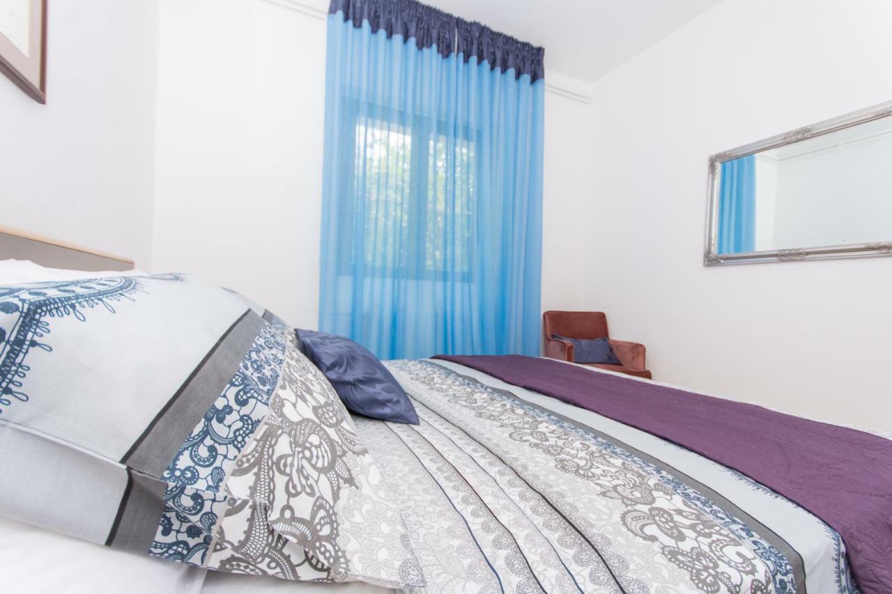 Holiday Home Ruzmarin Trogir Kültér fotó